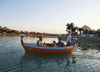 Bootsverkehr innerhalb El Gouna